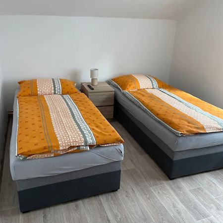 Apartmany Ferie Дечин Экстерьер фото