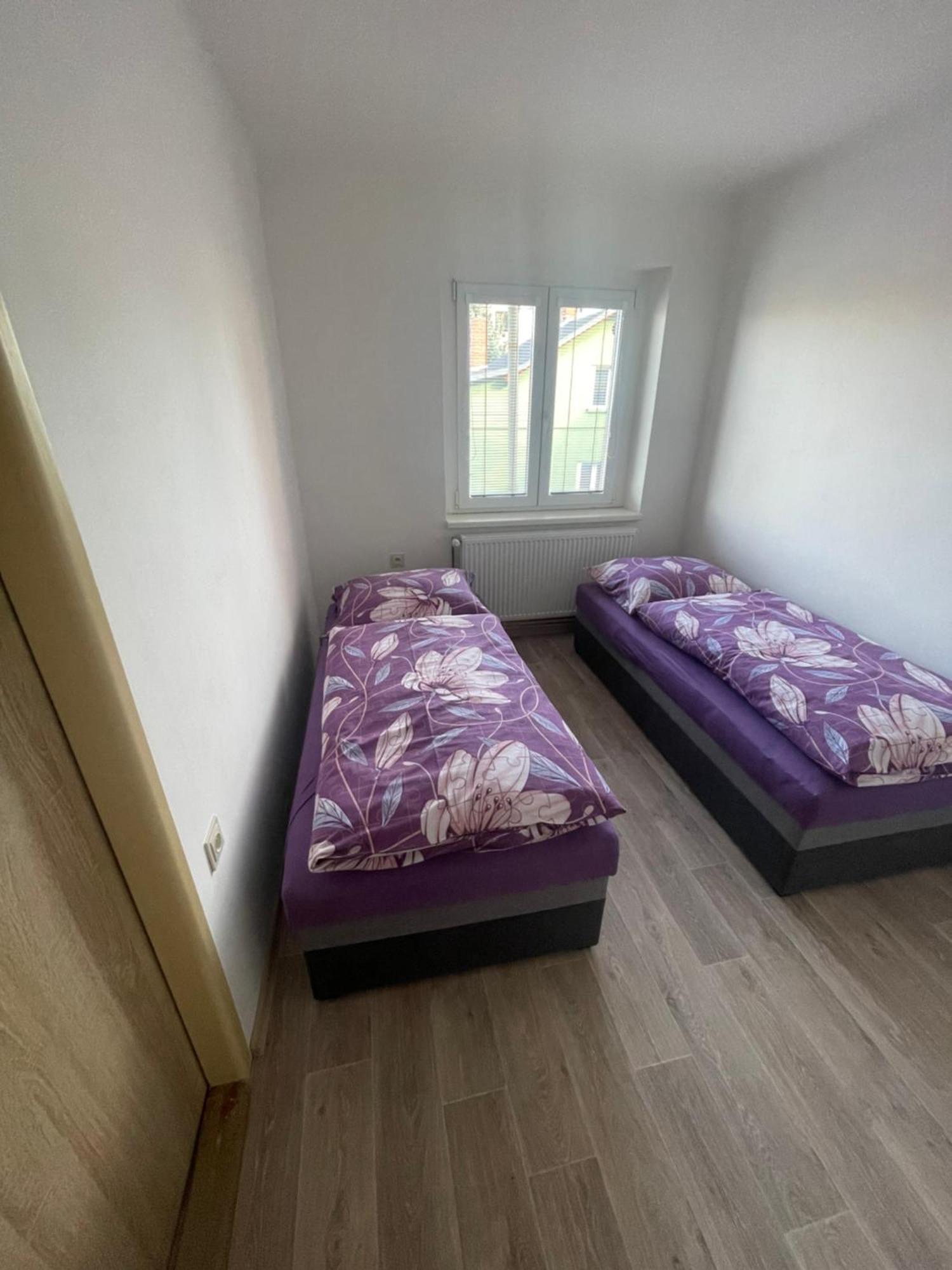 Apartmany Ferie Дечин Экстерьер фото