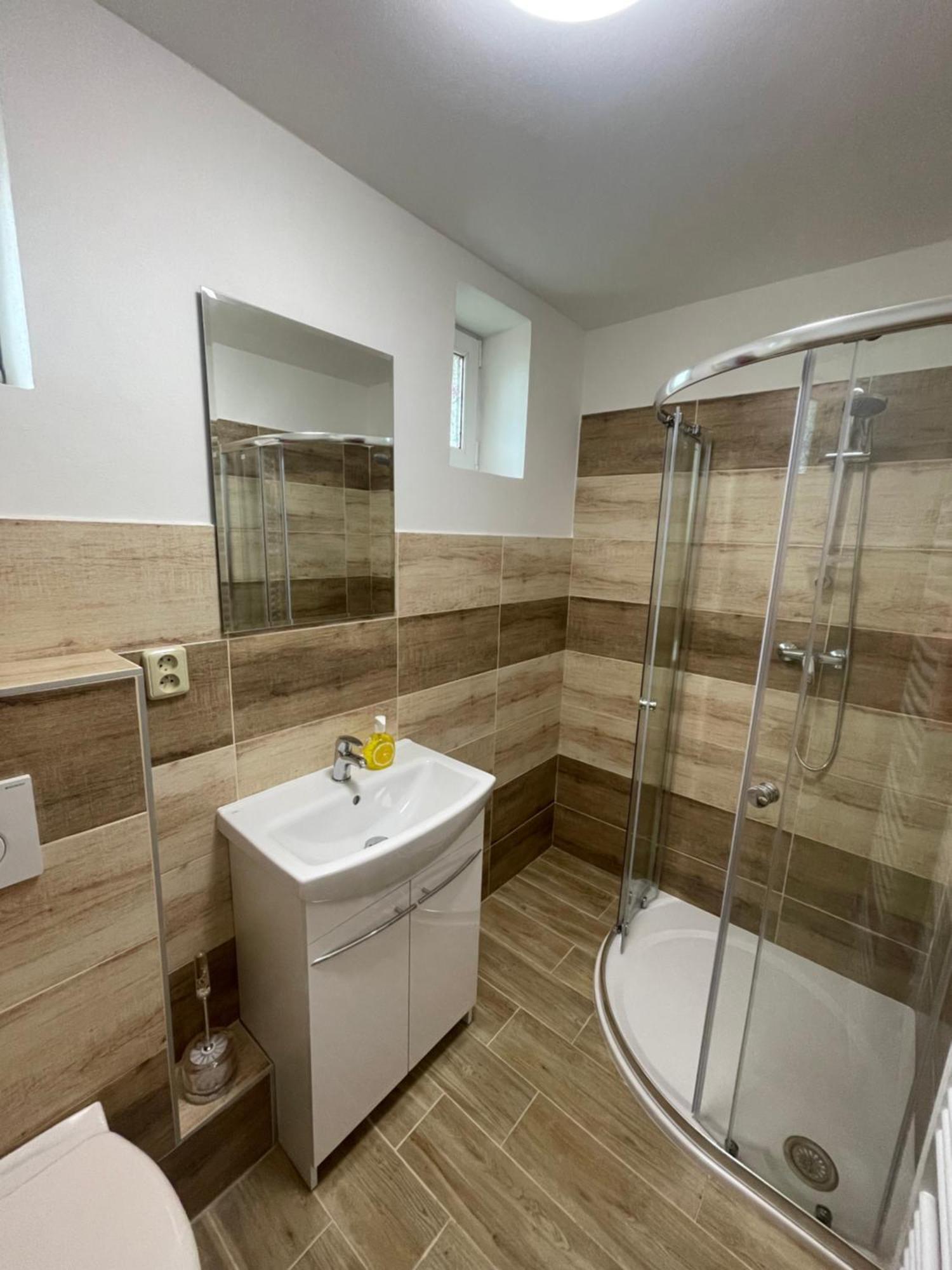 Apartmany Ferie Дечин Экстерьер фото