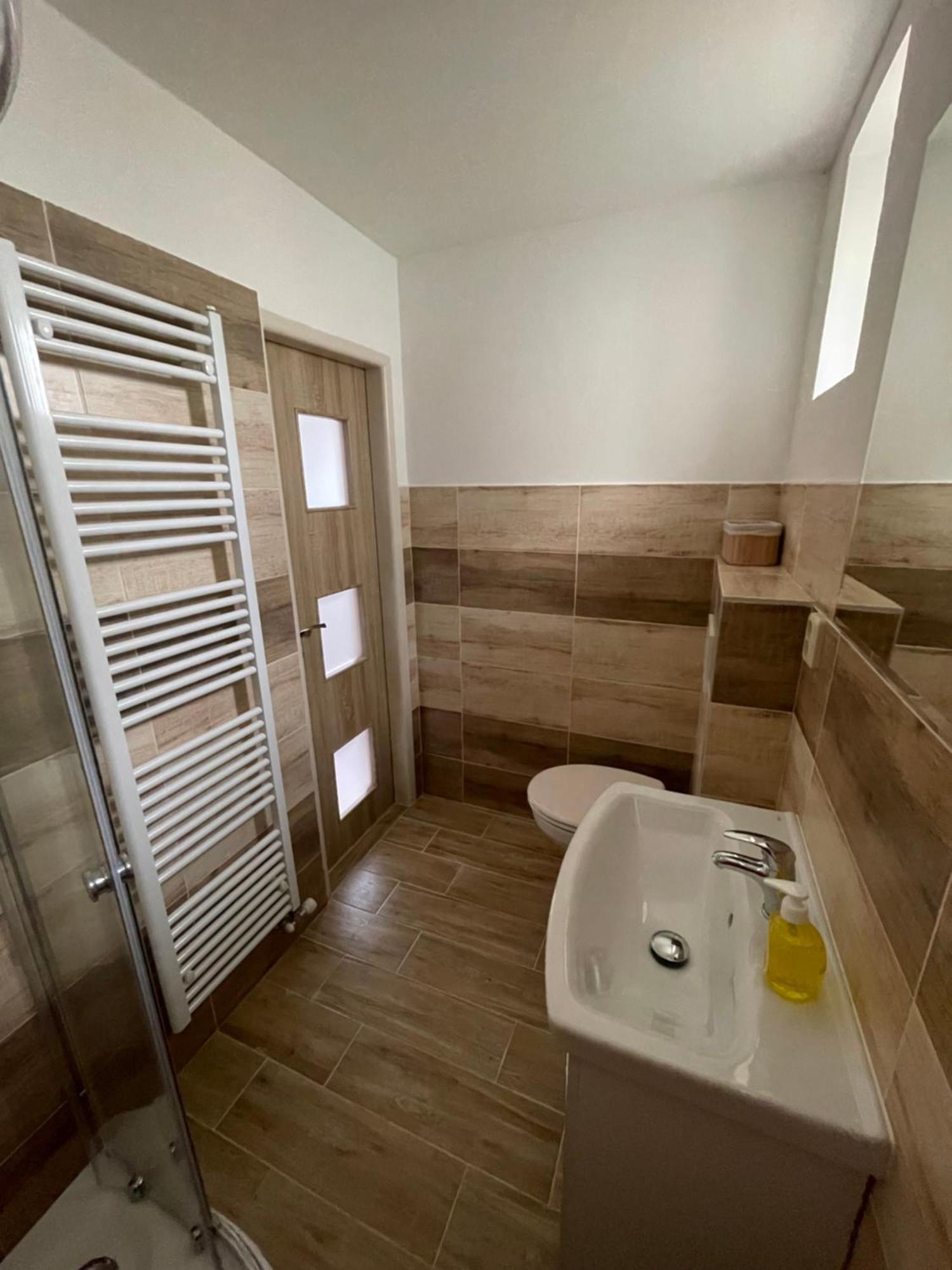 Apartmany Ferie Дечин Экстерьер фото