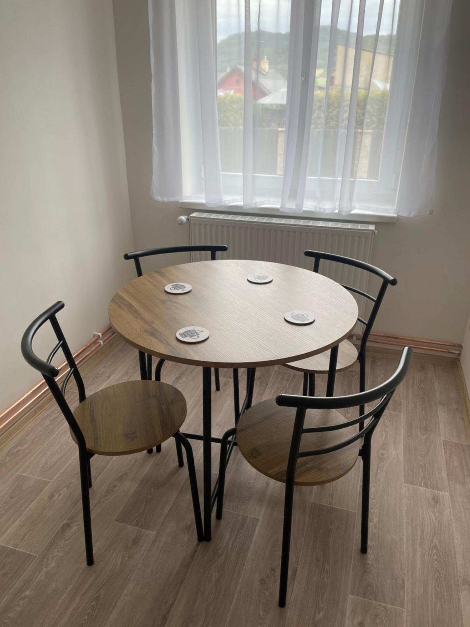 Apartmany Ferie Дечин Экстерьер фото