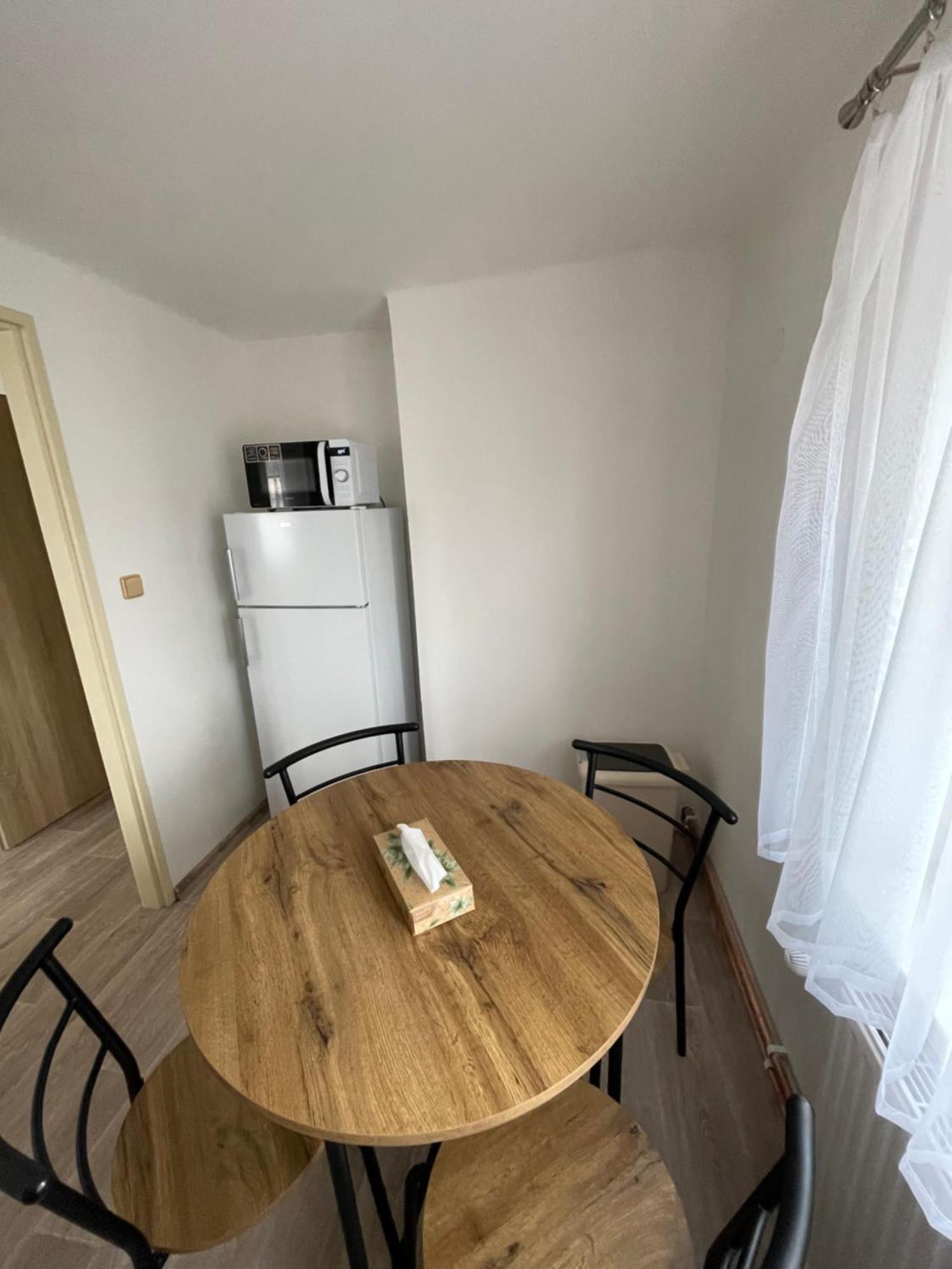 Apartmany Ferie Дечин Экстерьер фото